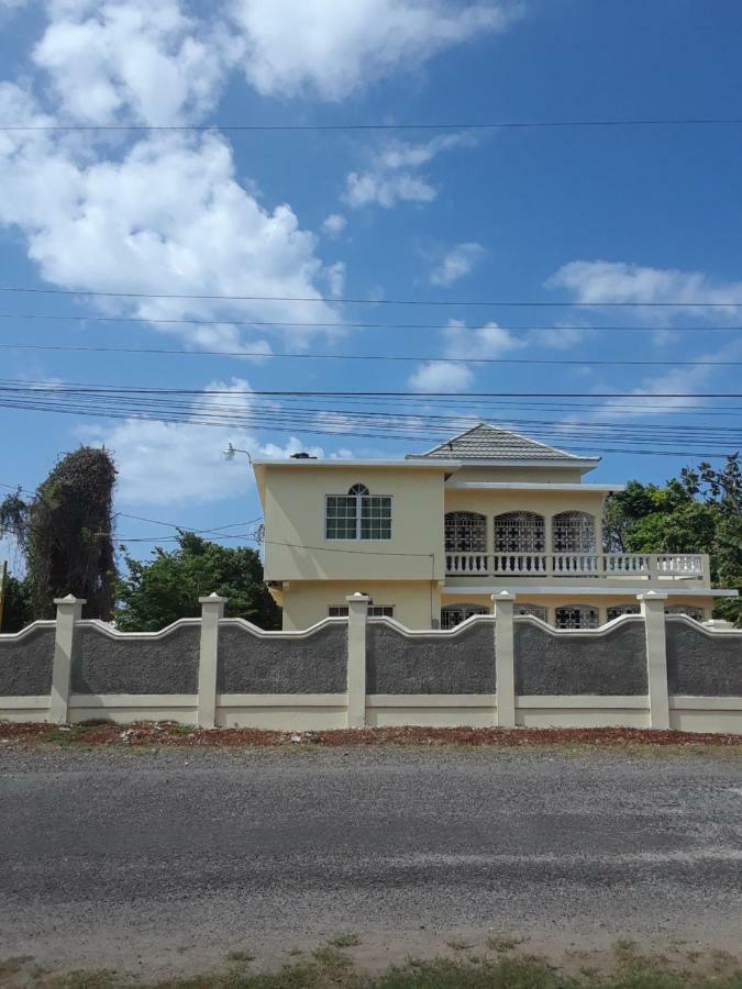 Barrianna Villa Montego Bay Exterior photo